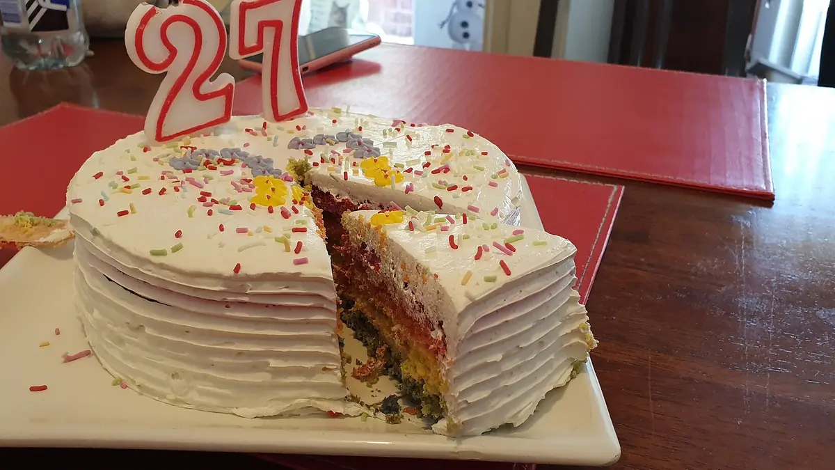 Pixie Cakes and Coffee – cake shop in Killay, Swansea